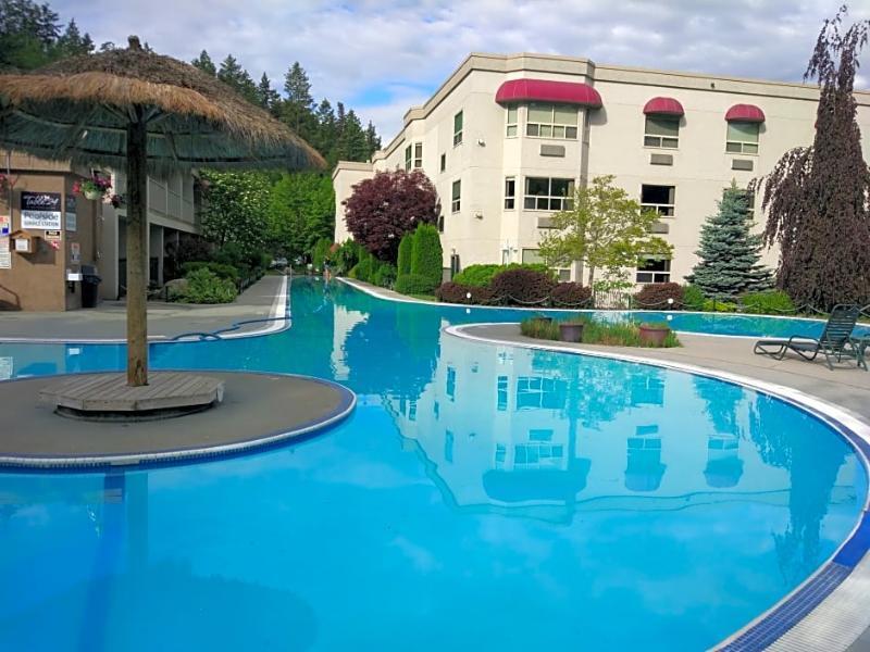 Hilltop Inn - Салмон Арм Экстерьер фото